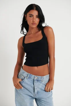 Knitwear><noscript><img width=