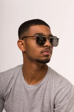 Sunglasses><noscript><img width=
