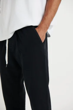 Pants><noscript><img width=