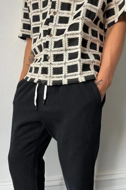 Pants><noscript><img width=