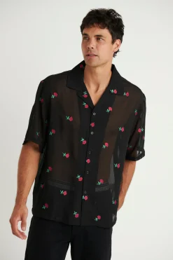 Shirts><noscript><img width=