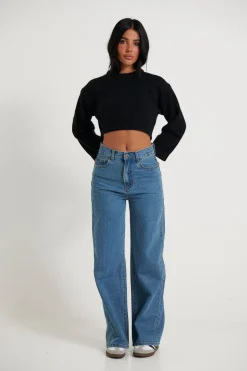 Knitwear><noscript><img width=
