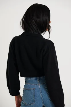 Knitwear><noscript><img width=