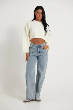 Knitwear><noscript><img width=