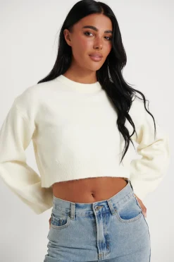 Knitwear><noscript><img width=