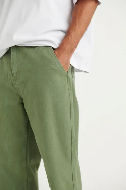 Pants><noscript><img width=