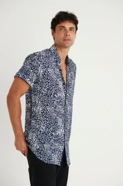 Shirts><noscript><img width=