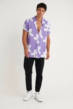 Shirts><noscript><img width=