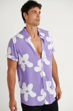 Shirts><noscript><img width=