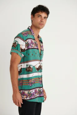 Shirts><noscript><img width=