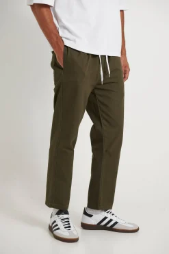 Pants><noscript><img width=