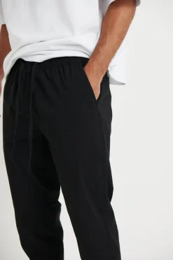 Pants><noscript><img width=