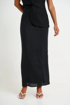 Skirts><noscript><img width=