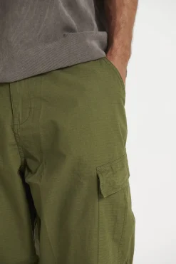 Pants><noscript><img width=