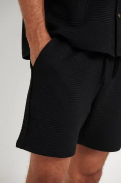 Shorts><noscript><img width=