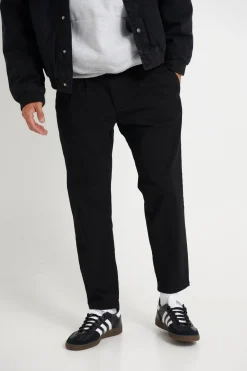 Pants><noscript><img width=