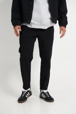 Pants><noscript><img width=
