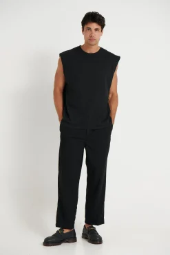 Pants><noscript><img width=