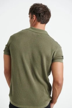 Shirts><noscript><img width=