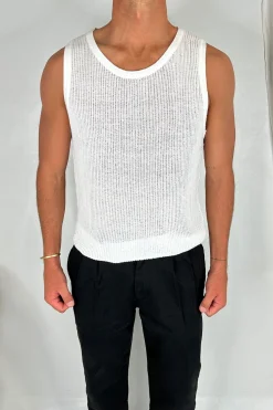 Tanks><noscript><img width=