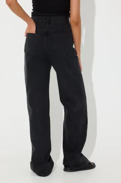 Pants><noscript><img width=