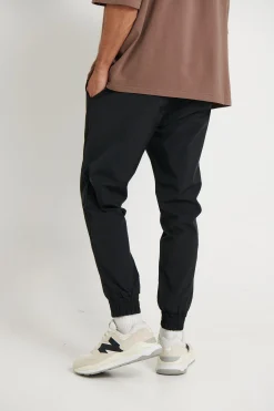 Pants><noscript><img width=