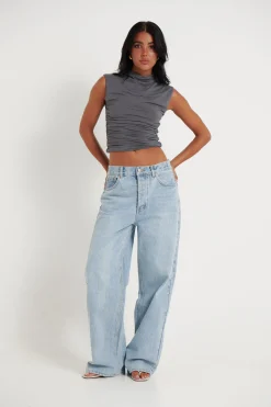 Pants><noscript><img width=