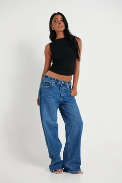 Pants><noscript><img width=