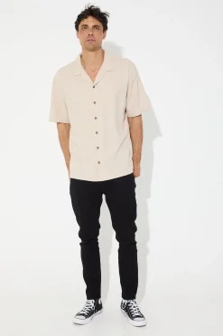 Shirts><noscript><img width=