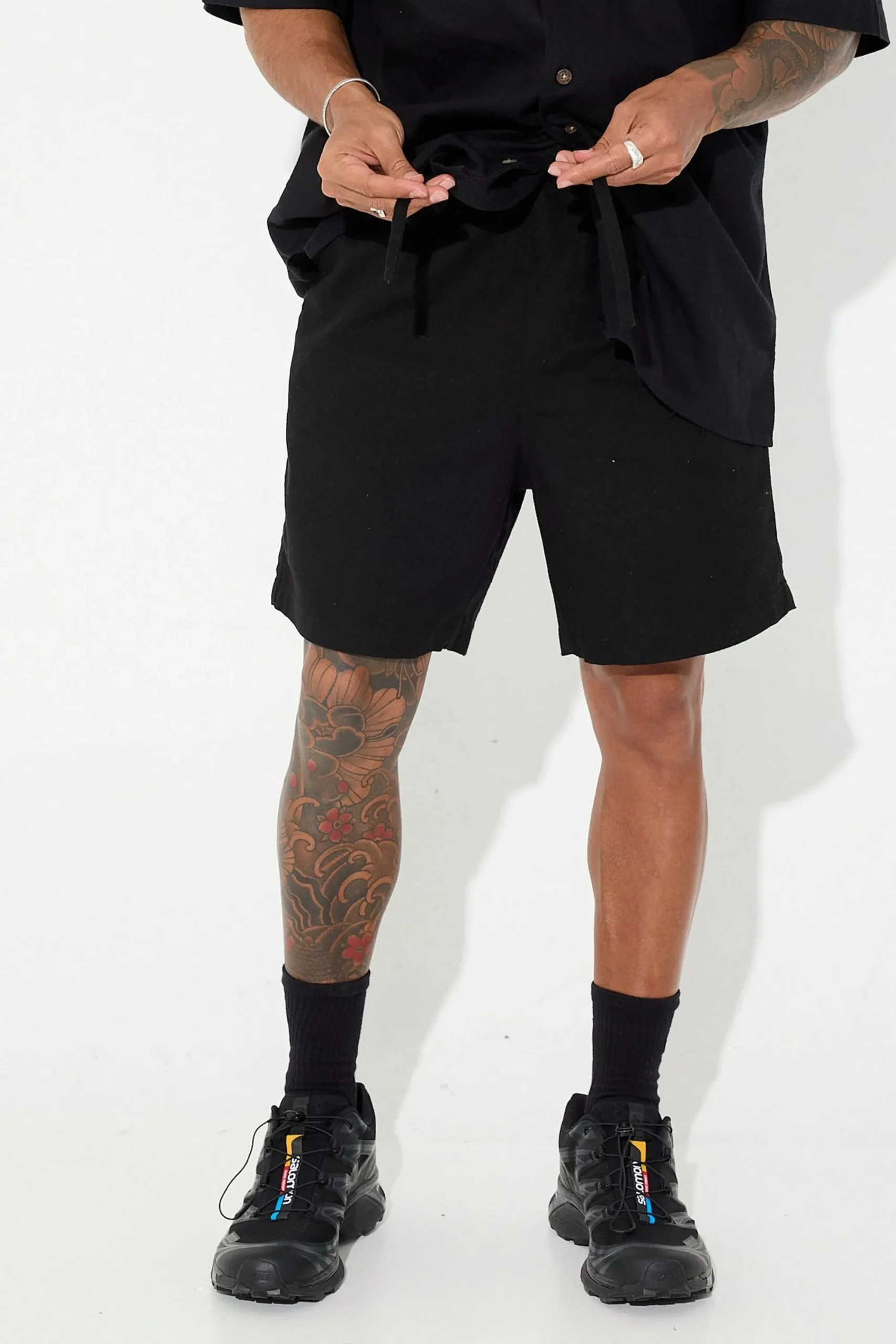 Shorts>Sampson and Taylor Petros Linen Short Black