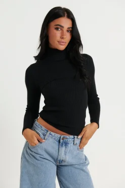 Knitwear><noscript><img width=