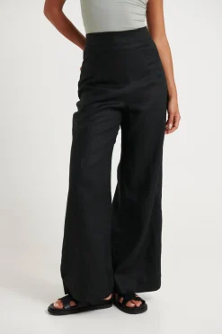 Pants><noscript><img width=
